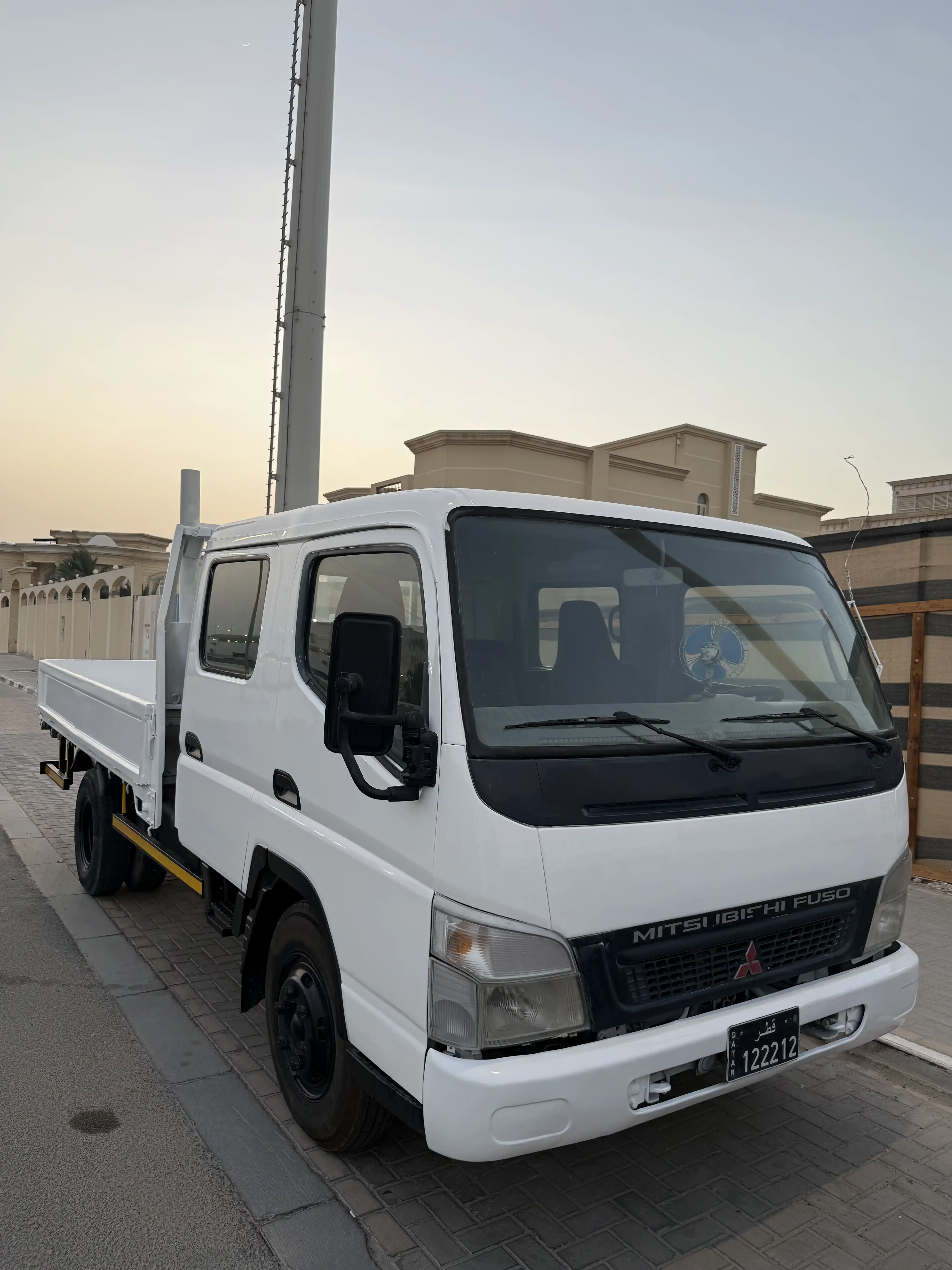 Mitsubishi Canter MISTOUBISHI - CANTER DABLE CAPIN
